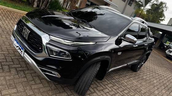 FIAT TORO 2.0 16V TURBO DIESEL RANCH 4WD AT9